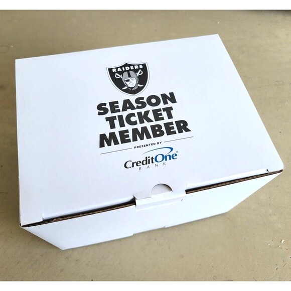 2024 Las Vegas RAIDERS Ticket Box + Light up PIRATE TREASURE Map + Towel - Picture 5 of 6